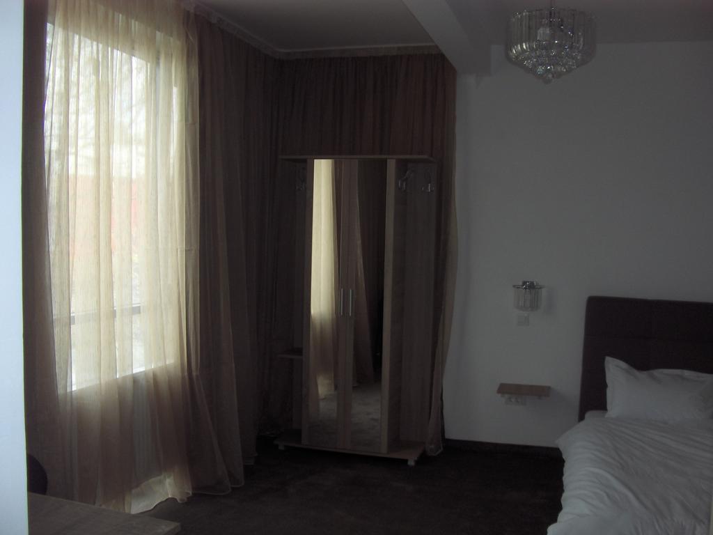 Hotel Vitan273 布加勒斯特 外观 照片